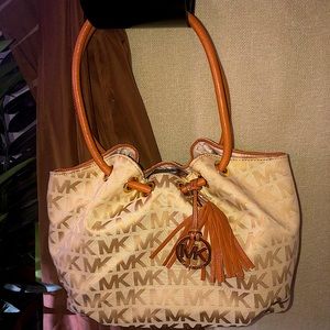 Beautiful Michael Kors Bag!!